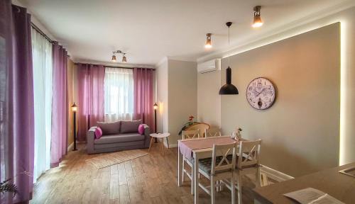 Plovdiv Old Town Apartment | Shahbazian House: Guest Rated 10/10 & Family-Friendly Stay