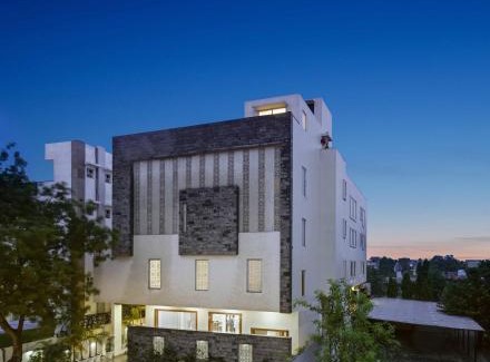 Tonk Road Hotel | Comfortable Stay at Shahpura Residency with Breakfast Included