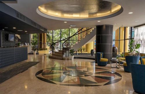 Kuantan Hotel | Discover Shahzan Hotel Kuantan with Oceanfront Pool Access