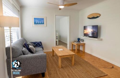 Goolwa Beach House | Shaka Seaside Retreat with Beach Access