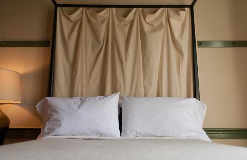 Shakertown Hotel | Explore Shaker Village of Pleasant Hill: Family-Friendly Stay