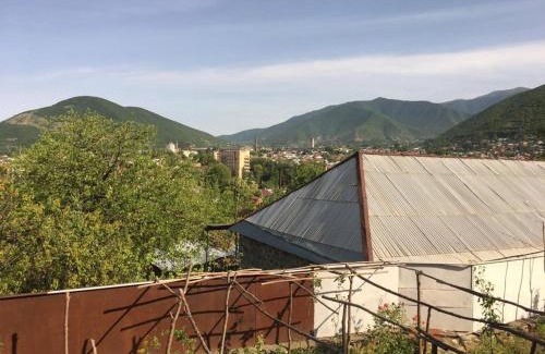 Sheki Bed & Breakfast | Pet-Friendly Shaki Host House with Top Guest Rating 9.4