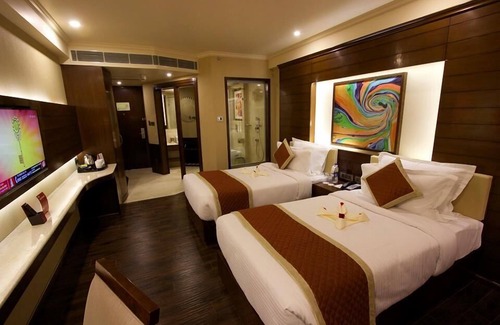 Panch Batti Hotel | Inviting Shakun Hotels & Resorts in Jaipur with Pool Access