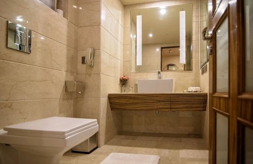Panch Batti Hotel | Inviting Shakun Hotels & Resorts in Jaipur with Pool Access