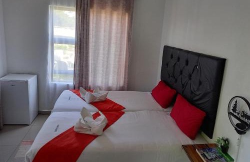 Kasane House | Cozy Shalakwe Hills-Inn B&B: Family-Friendly in Kasane