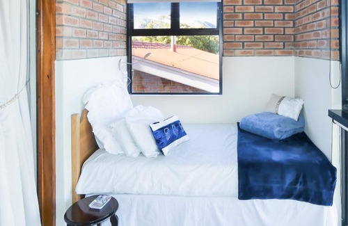 Kleinmond House | Family-Friendly Shalom Self Catering with Ocean Views
