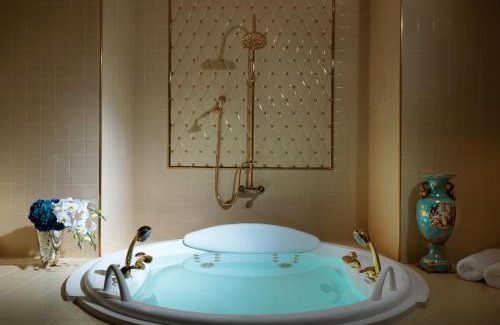 Sharadil Hotel | Indulge at Shamakhi Palace Sharadil - 5-Star Oceanfront Escape