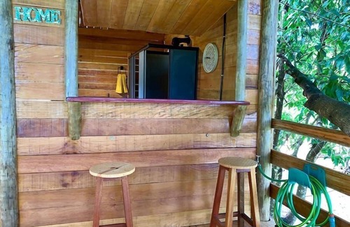 Pirenopolis Cabin | Shambala Piri: Pet-Friendly Oasis with Ocean Views & Spa