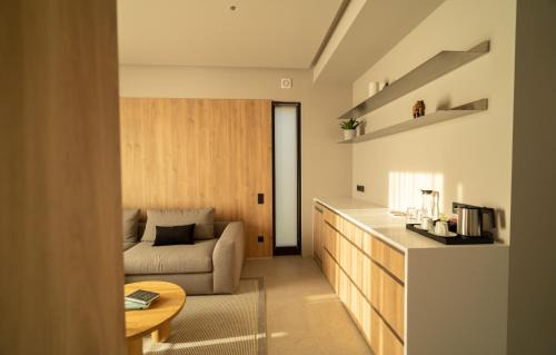 Kyiv Oblast Hotel | Relax at Shambala Wellness Club with Oceanfront Amenities