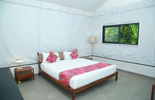 Yercaud Hotel | Top Rated Shambala Yercaud with Spa and Family Amenities