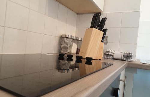 St George's Quarter Apartment | Premium Shandon Apt in Liverpool City Centre with Breakfast