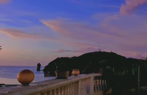 Basco House | Guest Rated 10/10 at Shanedel's Inn & Café with Ocean View