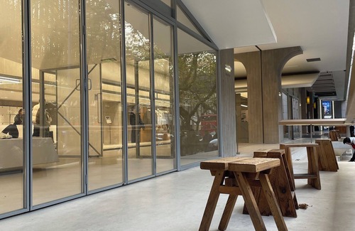 Huaihai Road Commercial Area Apartment | SHanghai Alleyway