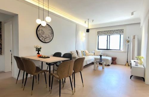 Jing'an Apartment | Discover Yi Du B&B: 4-Star Stay Near Jing'an Temple