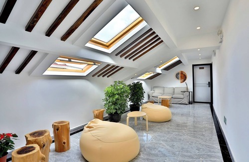 Pudong Hotel | Shanghai Monegative Time Garden Hotel