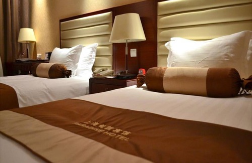 Yangpu Hotel | Inviting Shanghai Paradise Hotel with Family-Friendly Perks