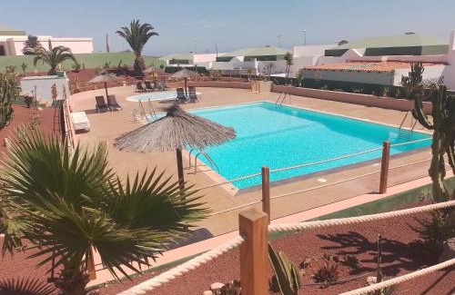Caleta de Fuste Apartment | Oceanfront Shangri-lá 2: Guest Rated 9.6/10 & Pet Friendly