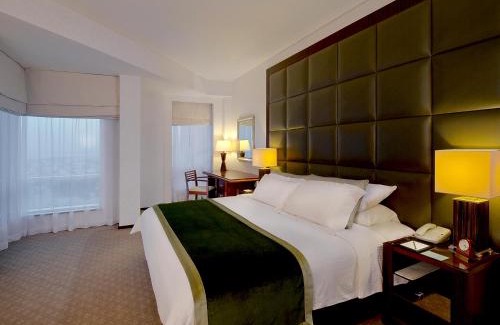 Trade Center Hotel | Discover Shangri-La Dubai: 5-Star Spa Retreat with Ocean Views