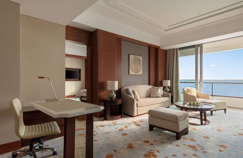 Haigang District Hotel | Premier Shangri-La Qinhuangdao: Ocean View & Spa Retreat