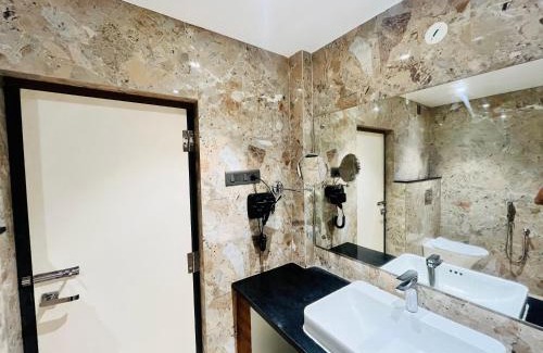Brahmapur Hotel | Budget-Friendly Stay at Shankar Bhavan with Family Amenities