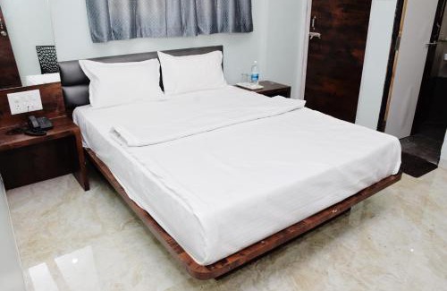 Akalkot Hotel | Comfortable Stay at Shankar Residency, Akkalkot - Child Friendly