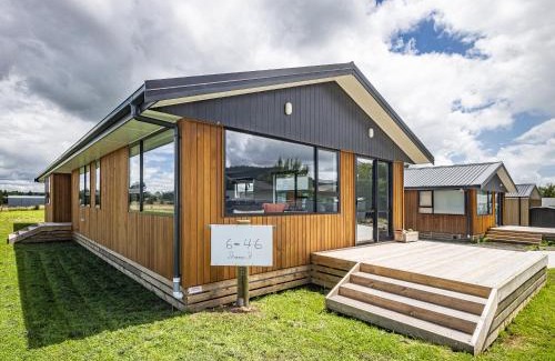 Ohakune House | Peaceful Retreat at Shannon Serenity Ohakune Holiday Home