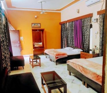 Faizabad Apartment | Pet-Friendly Shantiniketan 2 BHK Homestay in Ayodhya