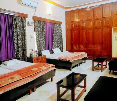 Faizabad Apartment | Pet-Friendly Shantiniketan 2 BHK Homestay in Ayodhya