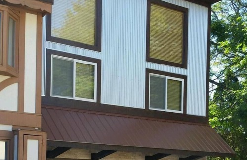 Bellaire Ski Chalet | Exceptional Shanty Creek Chalet - Perfect for Groups & Golf