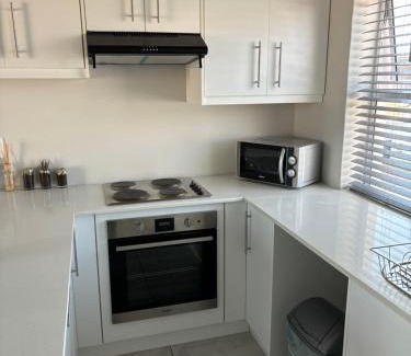 Port Owen Apartment | Budget-Friendly Escape at Shanty's Rest Awaits You