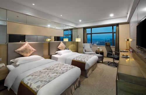 Beita District Hotel | Elegant Shaoyang Huatian Hotel with Family-Friendly Amenities