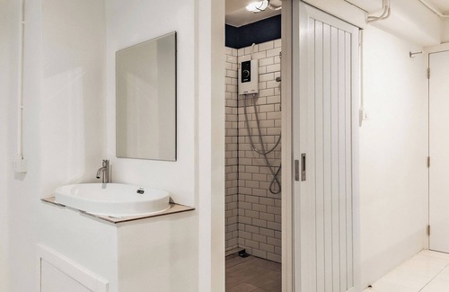 Old City Hotel | Budget-Friendly Shapel Hostel & Cafe with Family Amenities