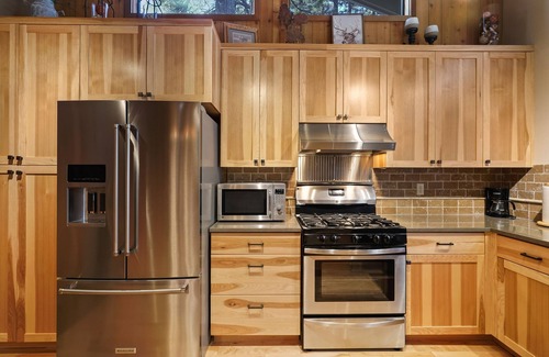 Overlook Park House | Pet-Friendly Retreat with Huge Deck & Wooded Views