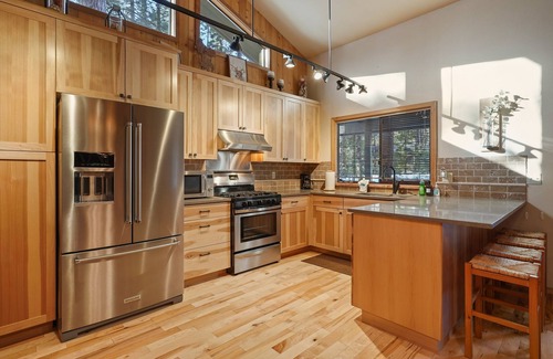 Overlook Park House | Pet-Friendly Retreat with Huge Deck & Wooded Views