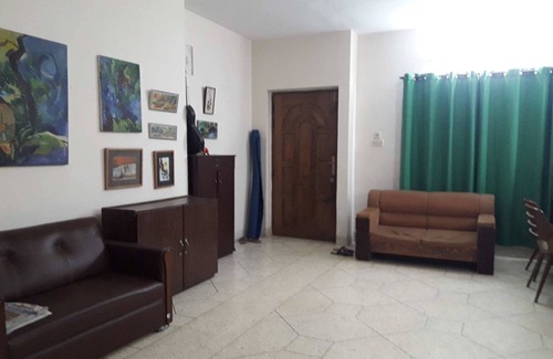 Dhanmondi Apartment | Artistic Escape at SHARE ART HOUSE with Family-Friendly Amenities