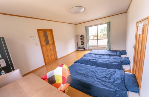 Takeo Bed & Breakfast | Experience Creativity and Comfort at Share Creative&Bed