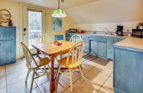 Brunswick Apartment | Shared Dock: Cozy Waterfront Retreat in Brunswick