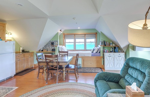 Surry Apartment | Shared Dock & Fire Pit: Peaceful Surry Studio!