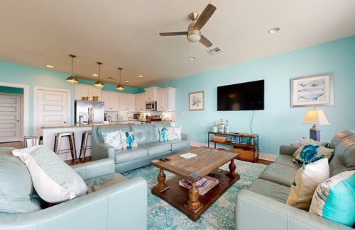 Bella Vista House | Experience LCB1 Bella Vida: 5BD, Oceanfront with Hot Tub