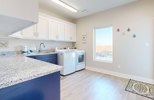 Bella Vista House | LCB13: Oceanfront Haven with Pool & Hot Tub Amenities