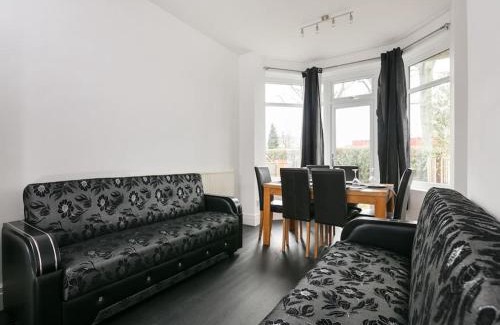 Chorlton-cum-Hardy House | Comfortable Shared Accommodation in South Manchester