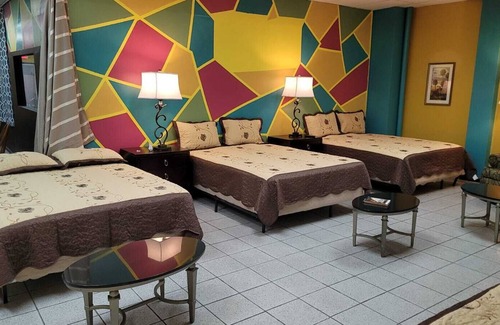 Hato Rey Central Apartment | Cozy Shared Unit Minutes from Airport with Kitchen Access