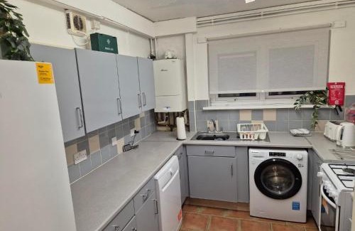 Aylestone Apartment | Sharpland House