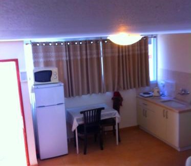 Migdal House | Ideal Shavit Simple Room with Pool and Restaurant Access