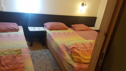 Migdal House | Ideal Shavit Simple Room with Pool and Restaurant Access