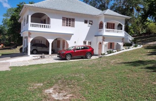 Ocho Rios Apartment | Beachfront Shaw Park Gem with Ocean Views and Comfort