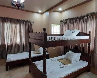 Capas Apartment | Family-Friendly Getaway at Shawn's Transient House