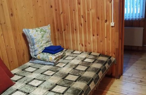 Lakhdenpohya Hotel | Welcoming Shchuchie ozero Hotel with Hot Tub & Breakfast