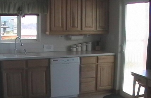 Lincoln Beach House | Experience Shearwater Beach Front Retreat with Ocean Views