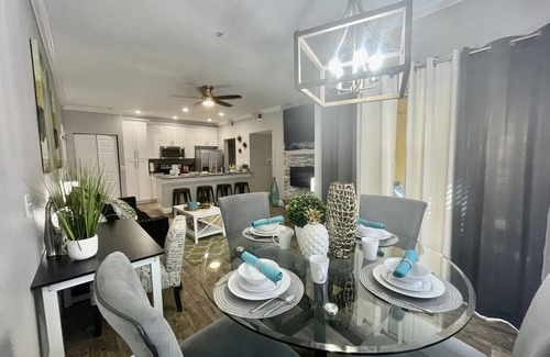 Seminole Condo | Glam Beach Condo with Pool, Gym & Ocean Views - 10/10 Rated!